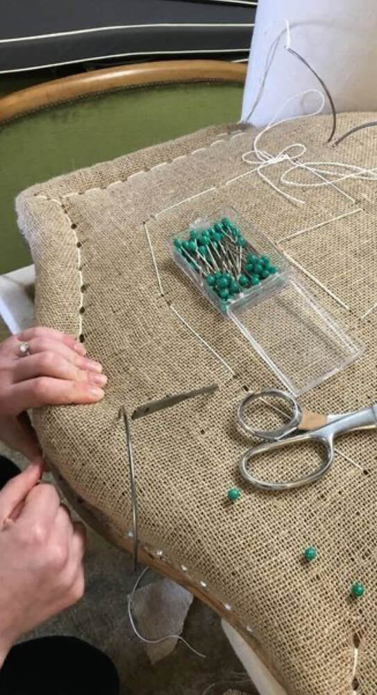 Guindage artisanal à la main sur fauteuil